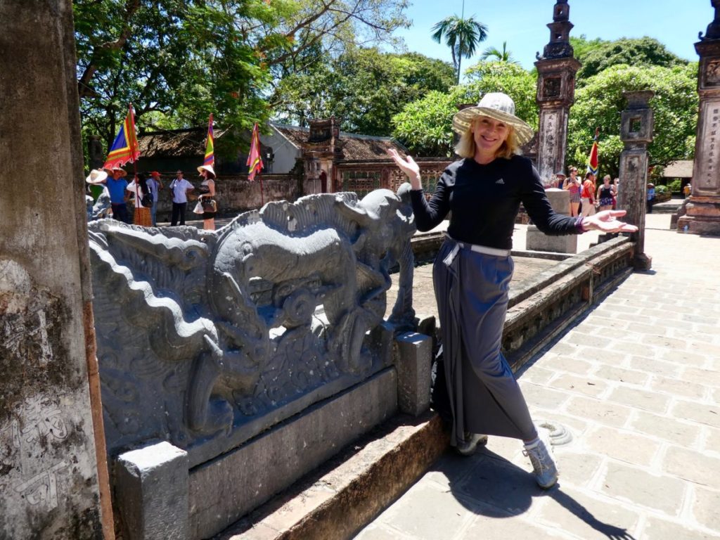 Ninh Binh province day trip from Hanoi, Hoa Lu Temples